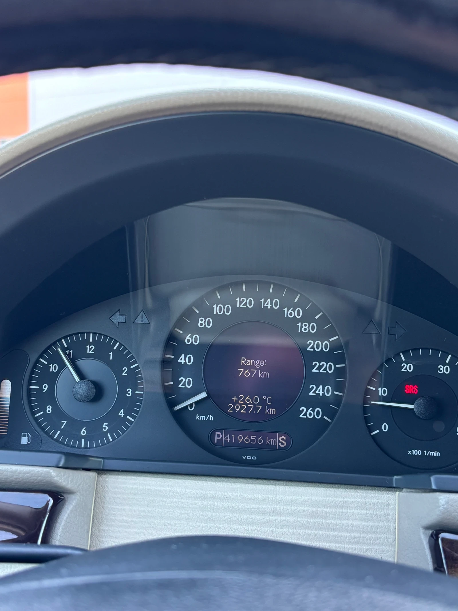 Mercedes-Benz E 320 Cdi, снимка 11 - Автомобили и джипове - 55250398