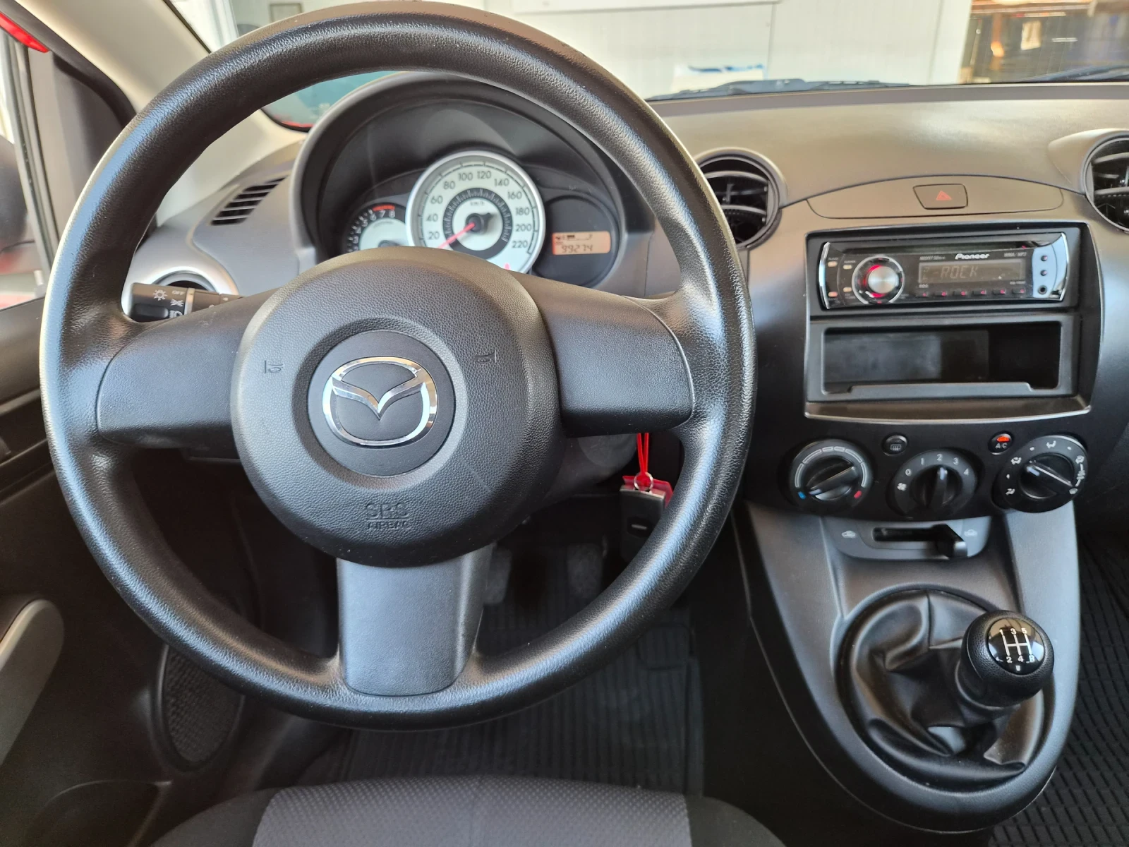 Mazda 2 1.3i 75кс 99000км.!!!, снимка 14 - Автомобили и джипове - 55304490