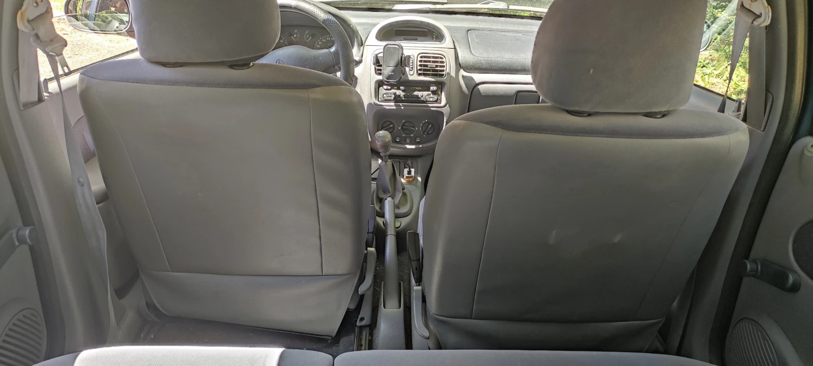 Renault Clio, снимка 9 - Автомобили и джипове - 55499578