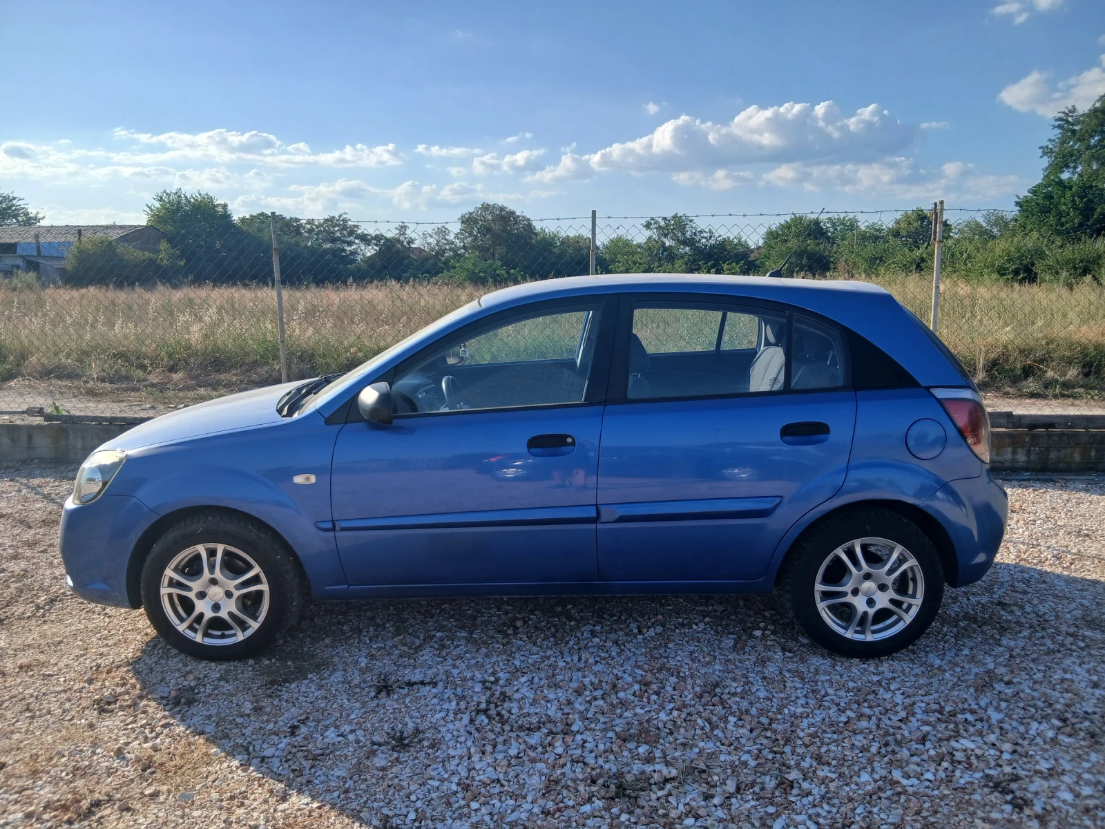 Kia Rio KIA RIO 1.4 Benzin | Mobile.bg � ����������� 2
