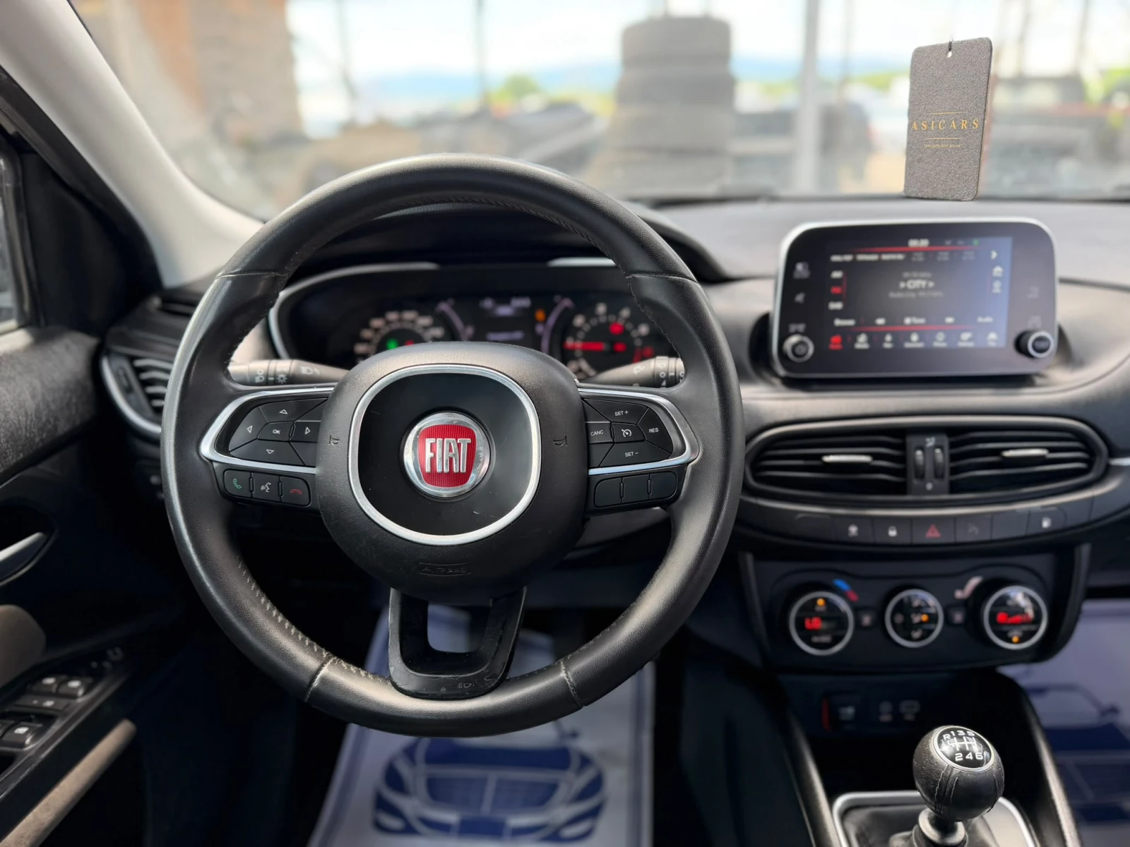 Fiat Tipo / 1.4I / GAS / NAVI /, снимка 14 - Автомобили и джипове - 55529854