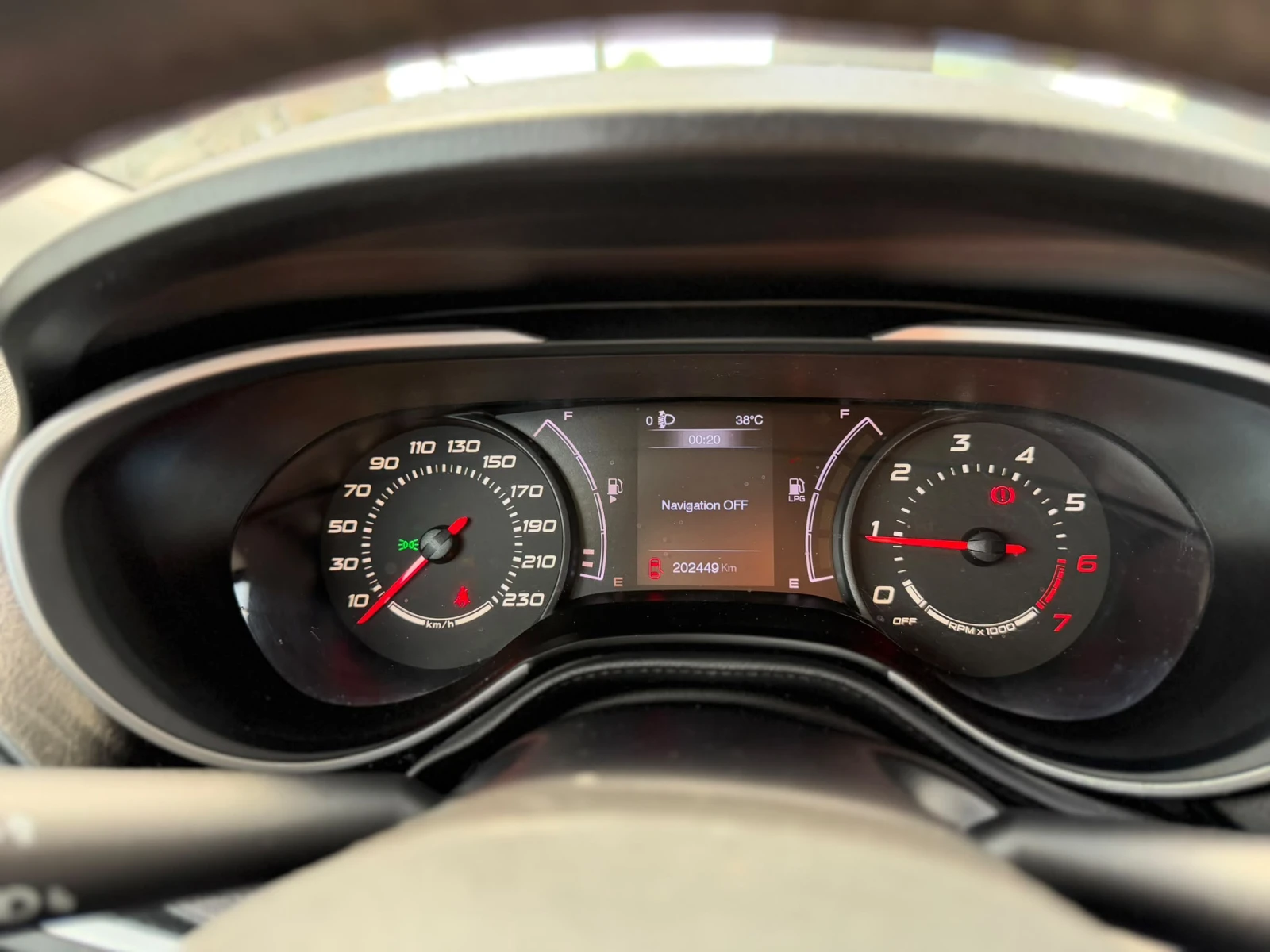 Fiat Tipo / 1.4I / GAS / NAVI /, снимка 15 - Автомобили и джипове - 55529854