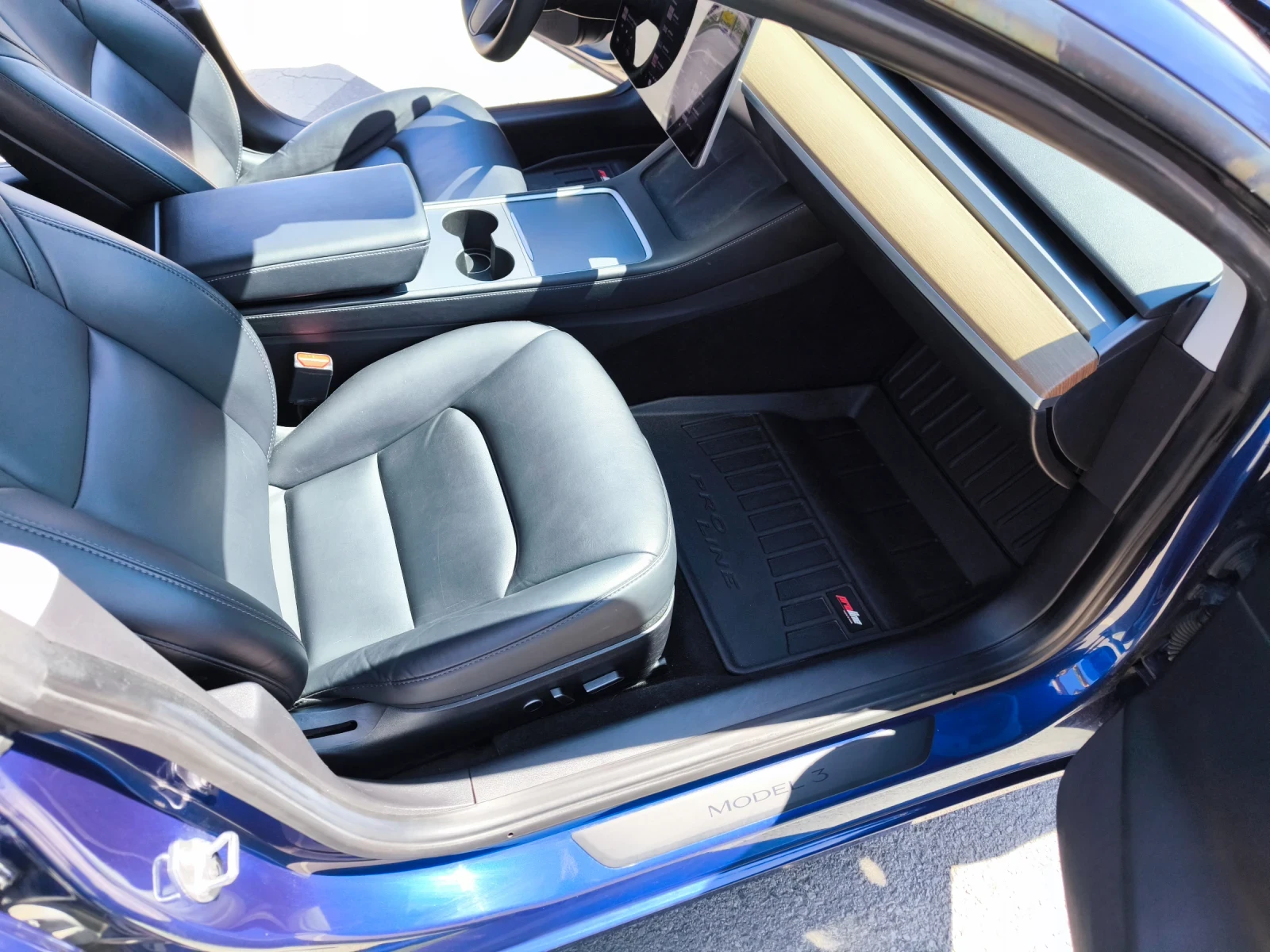 Tesla Model 3, снимка 11 - Автомобили и джипове - 55559308