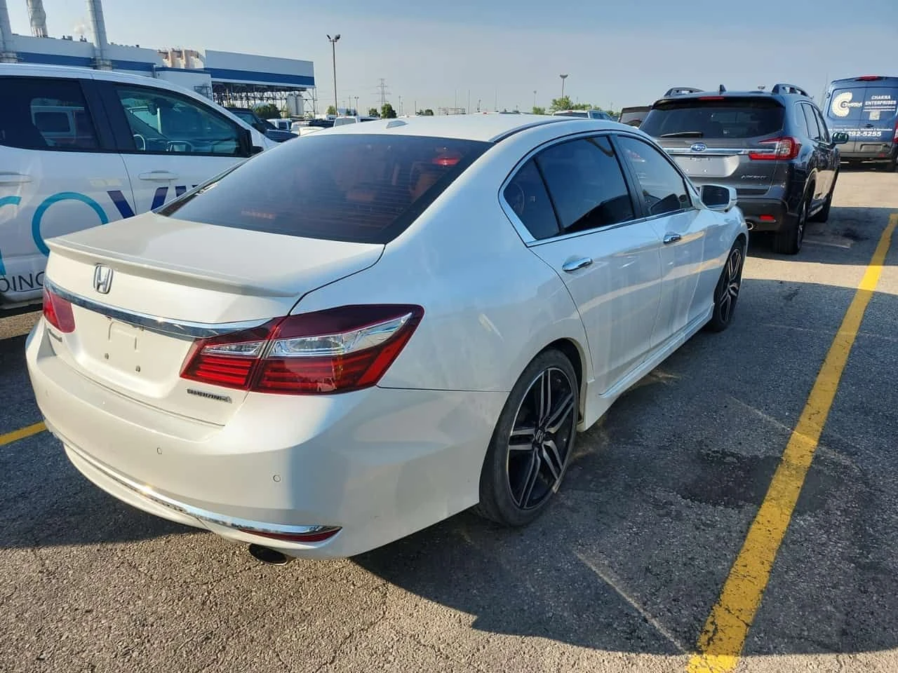Honda Accord TOURING/CARFAX/ФИНАНСИРАНЕ, снимка 3 - Автомобили и джипове - 55708027