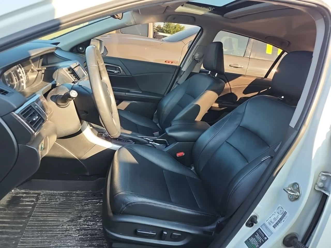 Honda Accord TOURING/CARFAX/ФИНАНСИРАНЕ, снимка 5 - Автомобили и джипове - 55708027