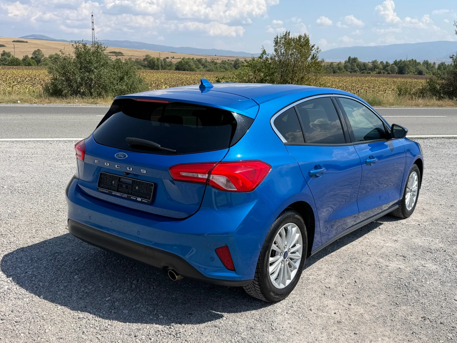 Ford Focus 1.0i AUTOMAT TITANIUM SERVICE BOOK ЕURO6.2 TUV COC, снимка 6 - Автомобили и джипове - 55932178