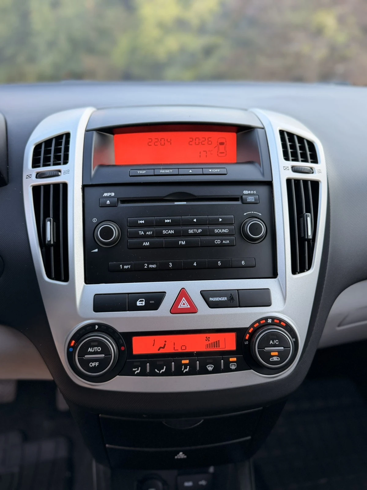 Kia Ceed Sport Edition, снимка 9 - Автомобили и джипове - 56111837
