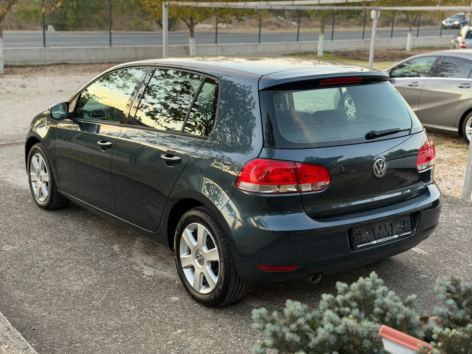 VW Golf 1.6TDI , снимка 6 - Автомобили и джипове - 56420242