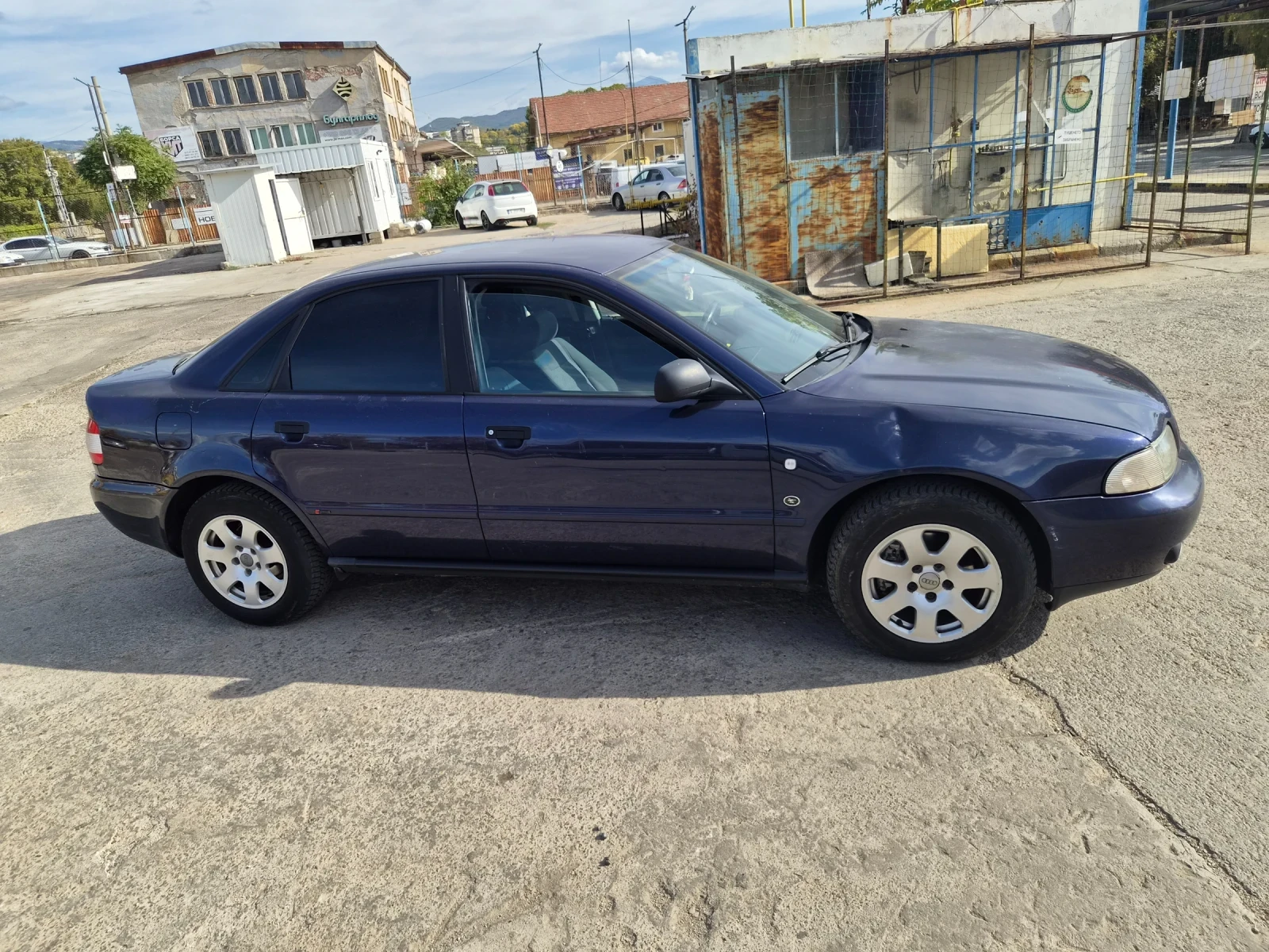 Audi A4, снимка 4 - Автомобили и джипове - 56431253