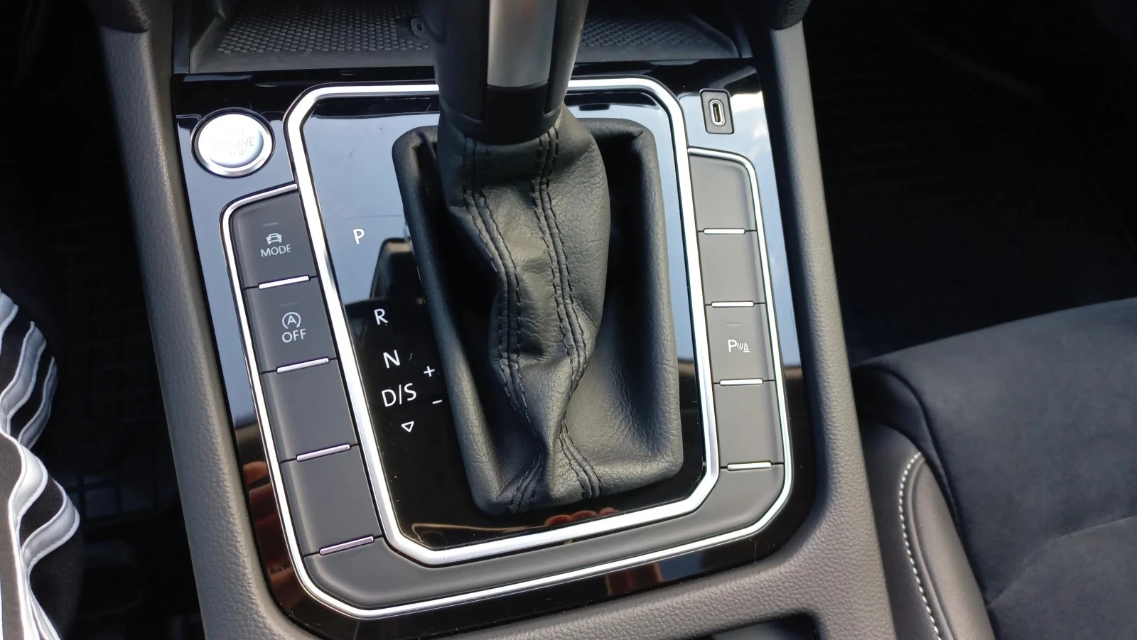 VW Passat 2.0 TDI 4Motion, снимка 14 - Автомобили и джипове - 56477516