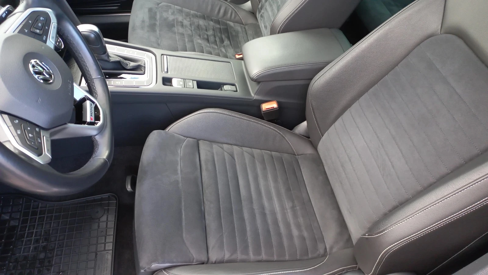 VW Passat 2.0 TDI 4Motion, снимка 10 - Автомобили и джипове - 56477516
