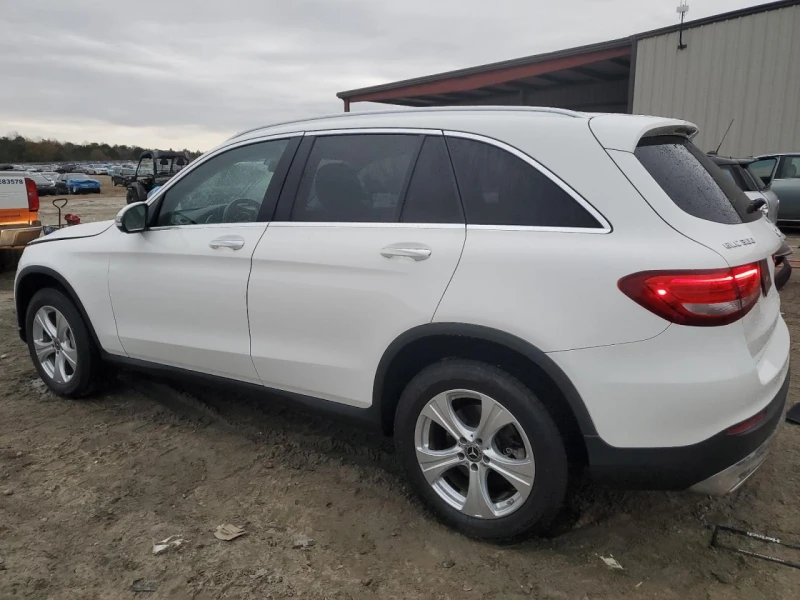 Mercedes-Benz GLC 300 4Matic KeylessGo* Пано* Обдух* Камера* , снимка 2 - Автомобили и джипове - 48790163