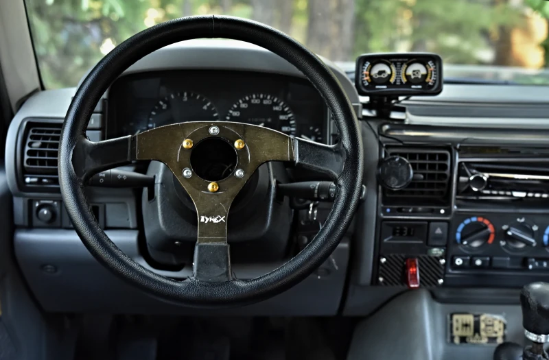 Land Rover Discovery 2.5L 5MT AWD , снимка 10 - Автомобили и джипове - 50979722