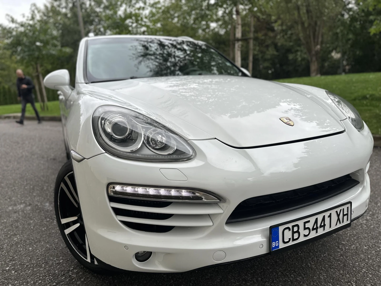 Porsche Cayenne 3.0d / ПАНОРАМА / 3xTV - [1] 