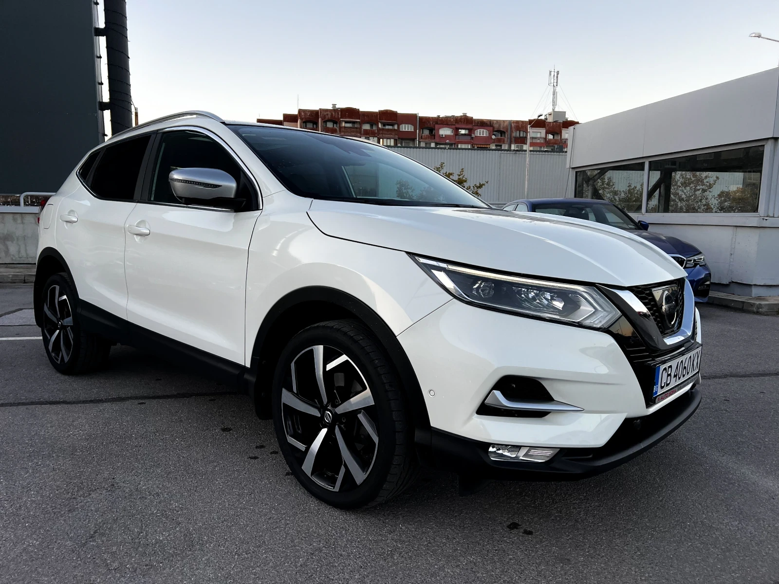 Nissan Qashqai 1.2 DiG-T CVT TEKNA PLUS * От България *  - изображение 3