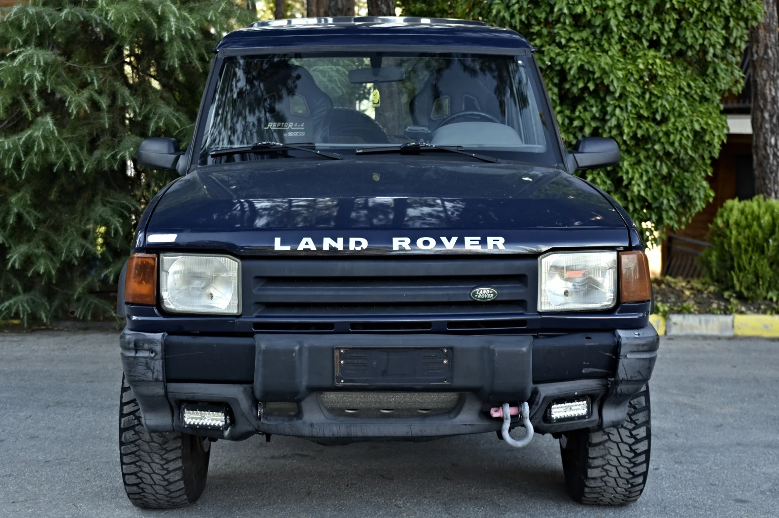 Land Rover Discovery 2.5L 5MT AWD  - изображение 2