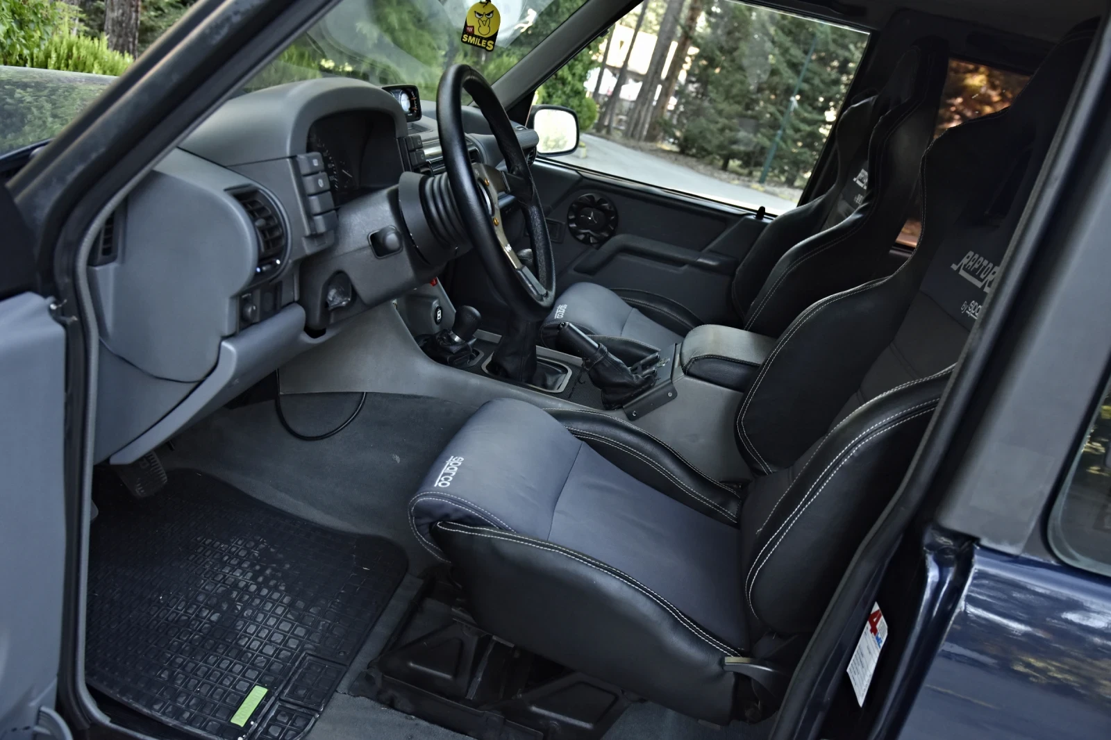 Land Rover Discovery 2.5L 5MT AWD  - изображение 7
