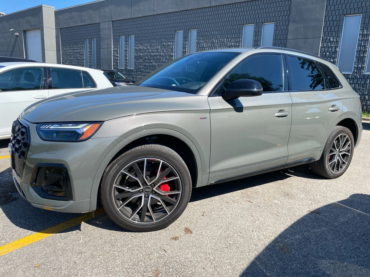 Audi Q5 Technik* PANO* CARFAX*  - изображение 2