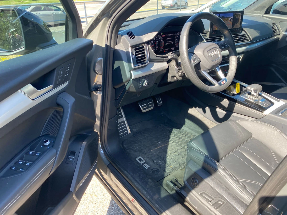 Audi Q5 Technik* PANO* CARFAX*  - изображение 7