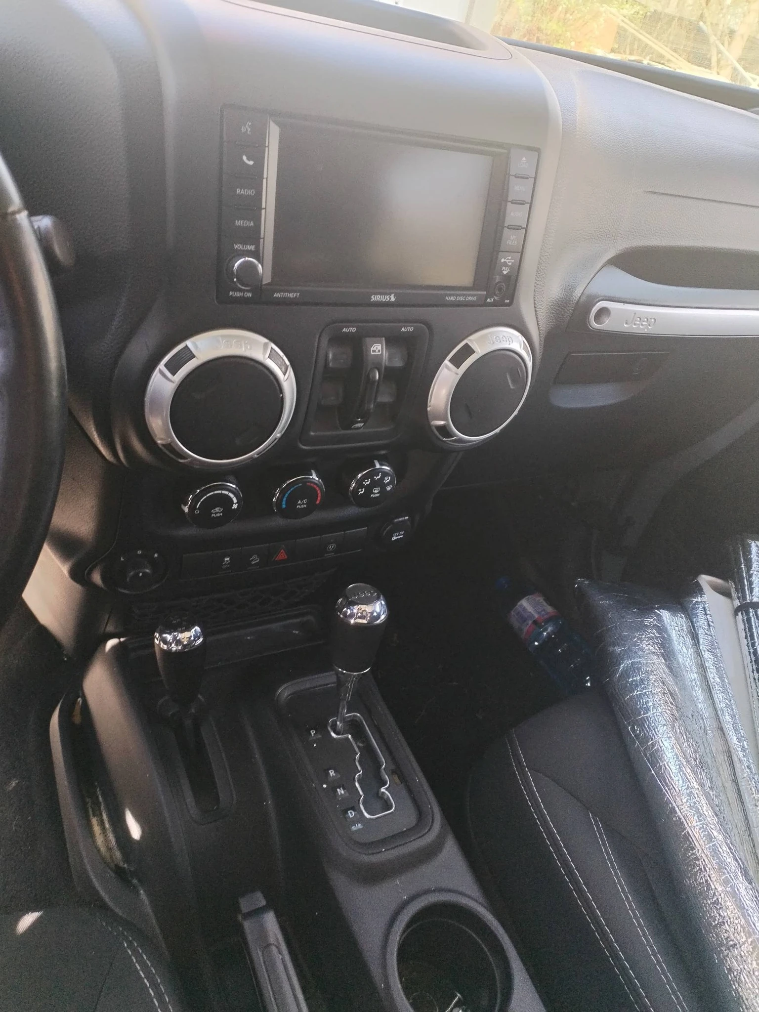 Jeep Wrangler sahara, снимка 9 - Автомобили и джипове - 54763451