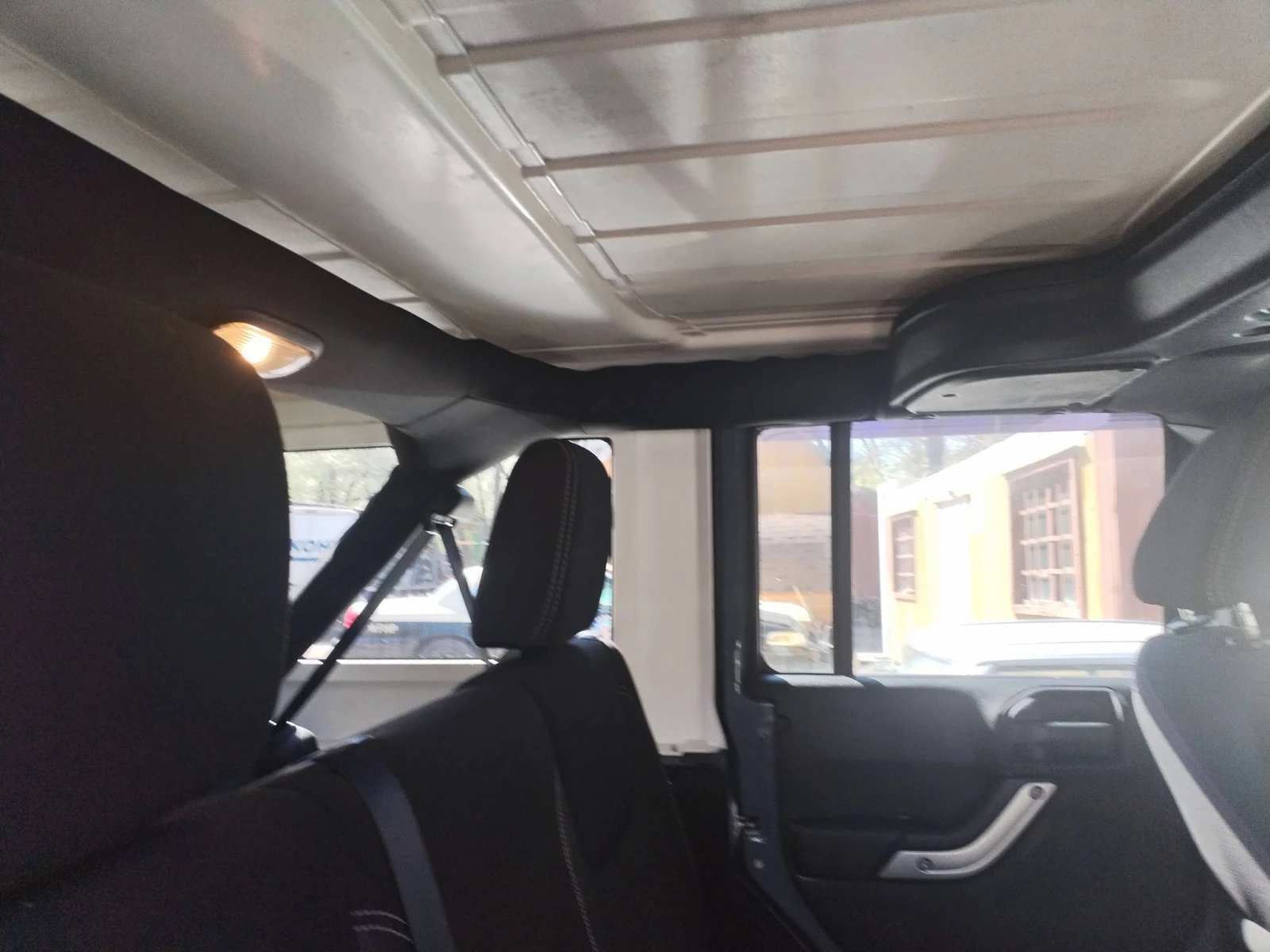 Jeep Wrangler sahara, снимка 13 - Автомобили и джипове - 54763451
