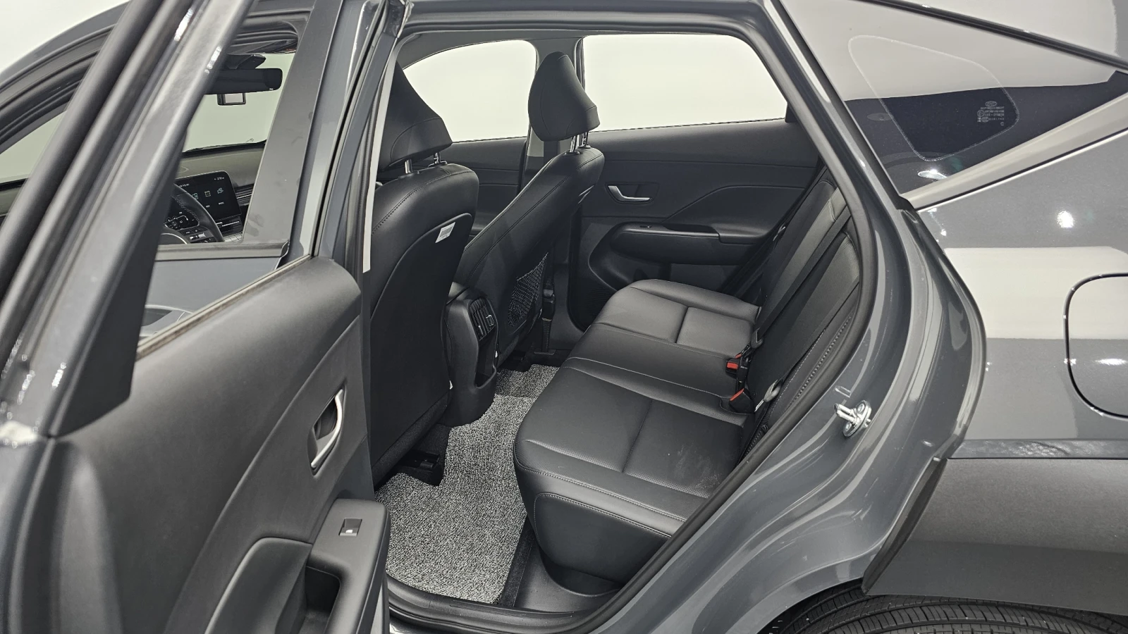 Hyundai Kona 2026* MODERN* 2 КЛЮЧА* 3616 КМ* КРАЙНА ЦЕНА, снимка 16 - Автомобили и джипове - 54916868