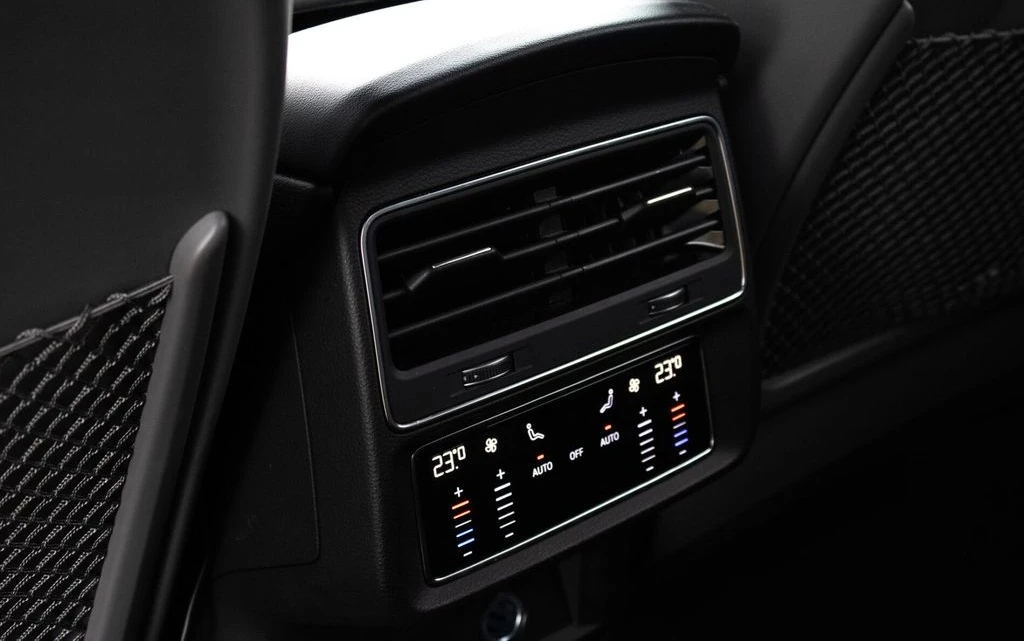 Audi Q8 50TDI Quattro S-Line, снимка 9 - Автомобили и джипове - 55400305
