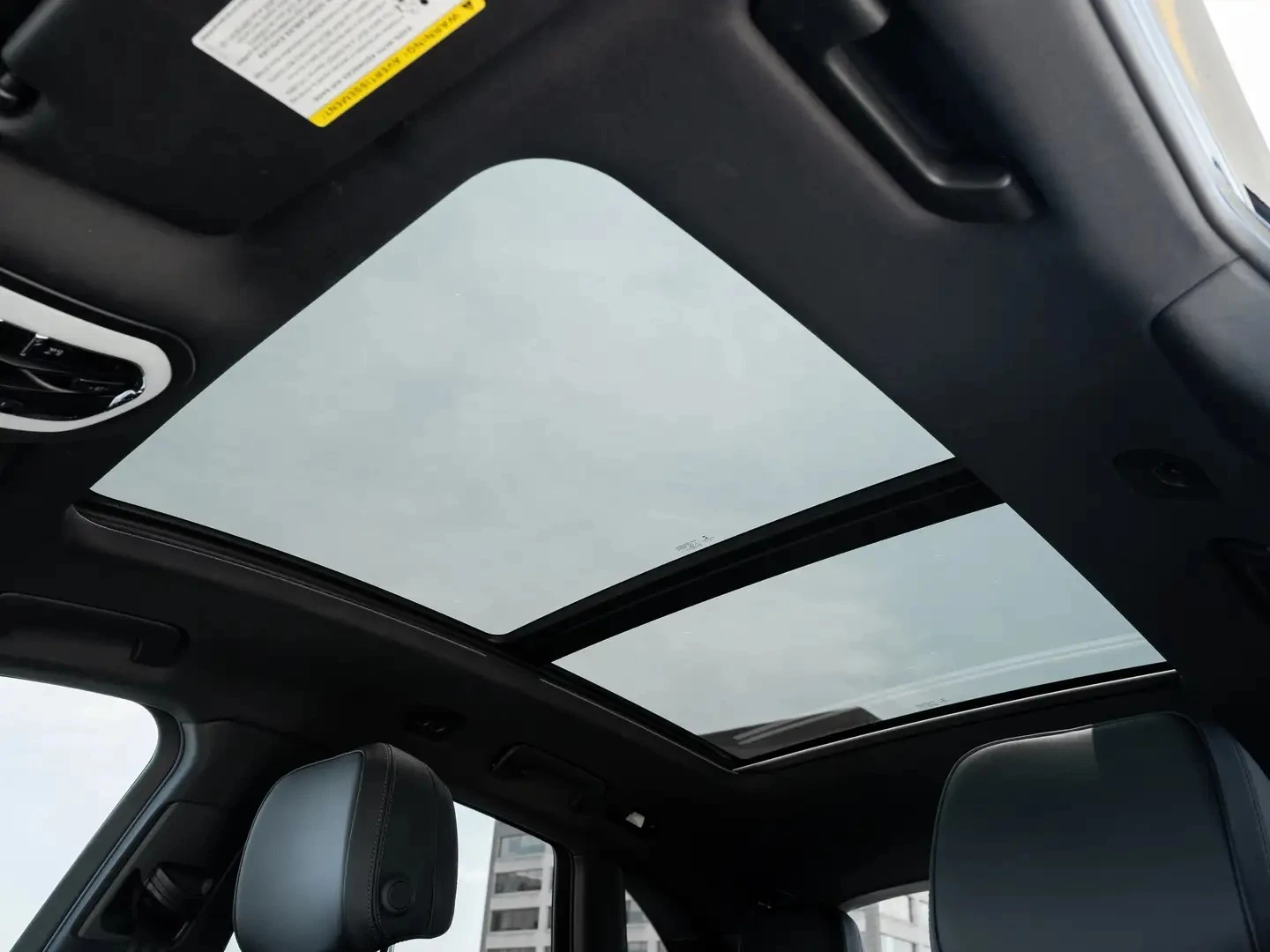 Porsche Macan S* PREMIUM* AWD* PANO* ОБДУХ, снимка 10 - Автомобили и джипове - 55468387