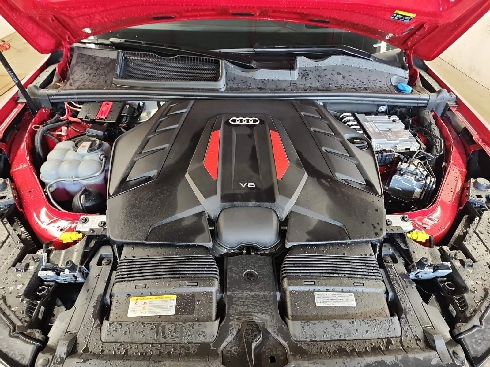 Audi SQ7 4.0 TFSI QUATTRO / МАТРИКС / 360 / ДИСТРОНИК / 2КЛ, снимка 16 - Автомобили и джипове - 55846935