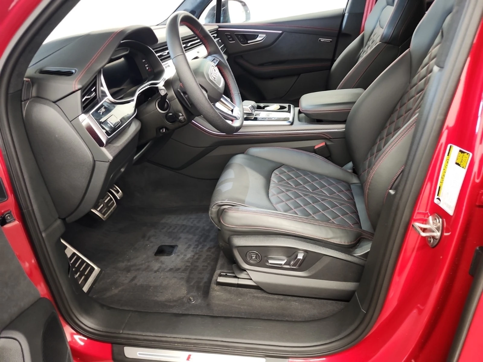 Audi SQ7 4.0 TFSI QUATTRO / МАТРИКС / 360 / ДИСТРОНИК / 2КЛ, снимка 9 - Автомобили и джипове - 55846935