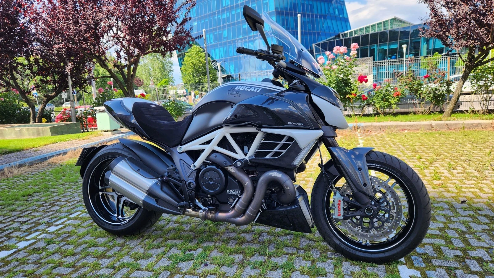 Ducati Diavel AMG - изображение 8