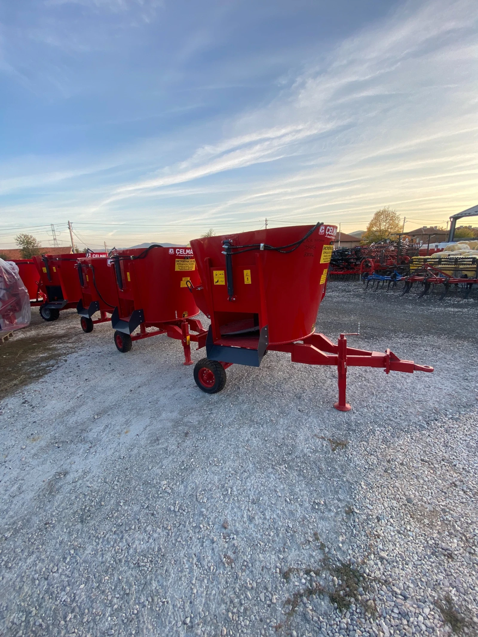 Специализирани машини Други Фуражен смесител/миксер 2м3 прикачен, снимка 1