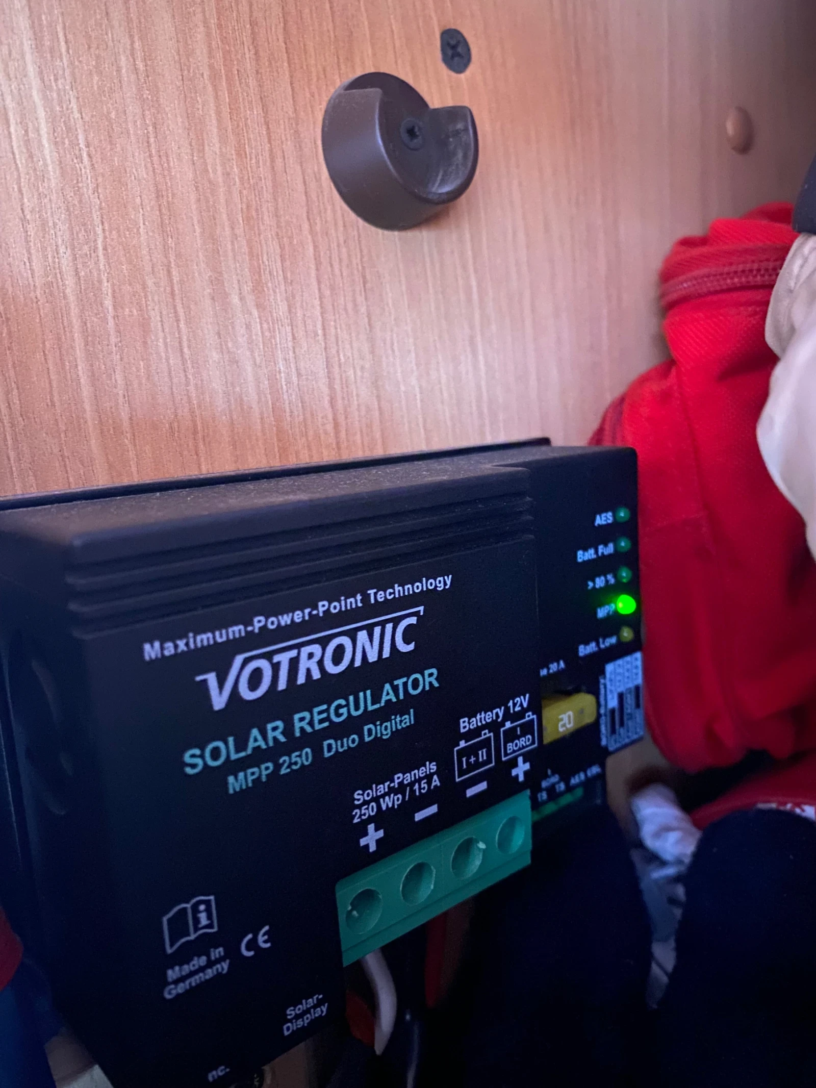 Каравана TEC TE390K, снимка 15 - Каравани и кемпери - 56261520