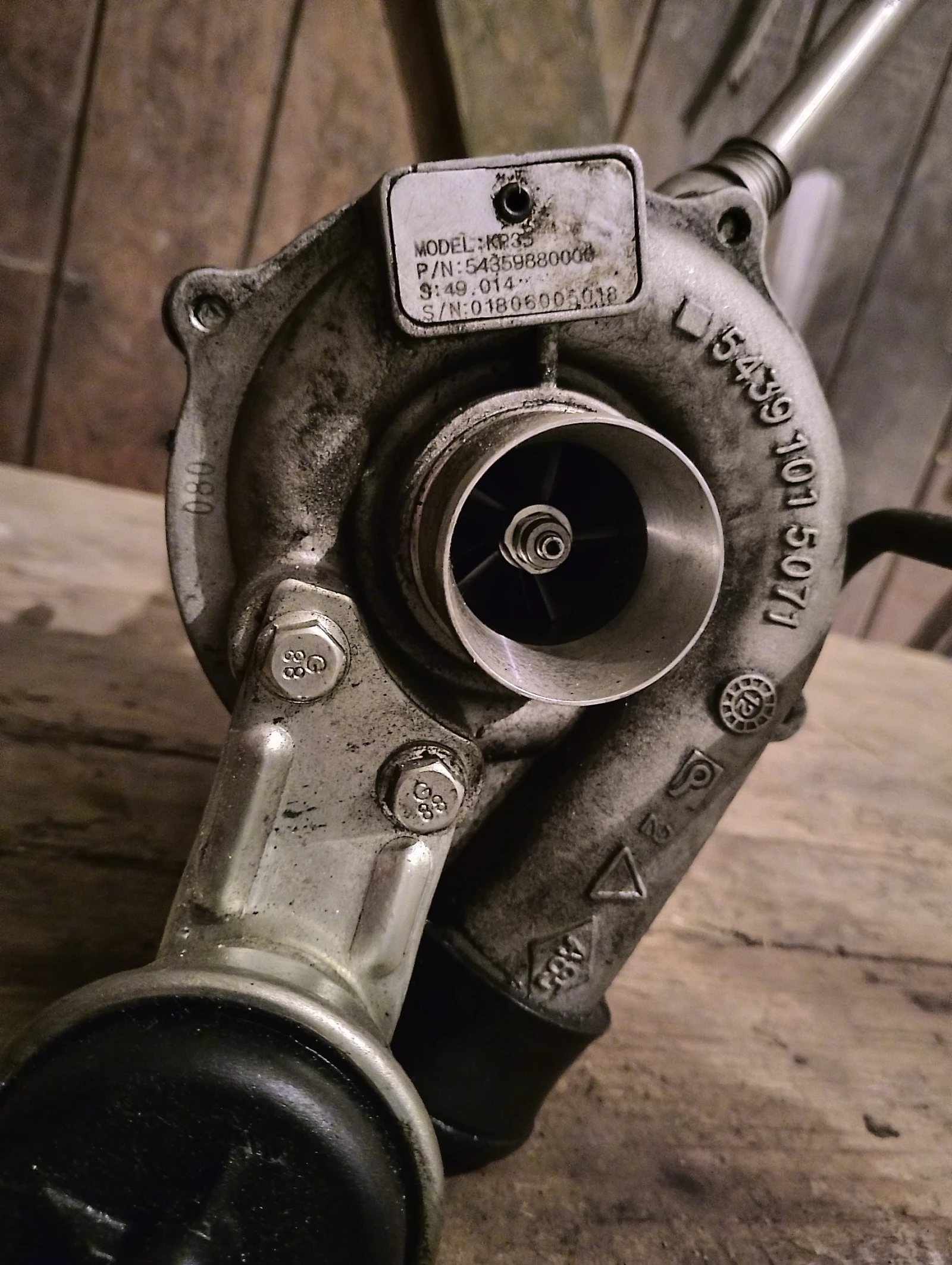 Продавам турбокомпресор за Дачия Логан 1.5 ДЦИ, снимка 2 - Части - 54015262