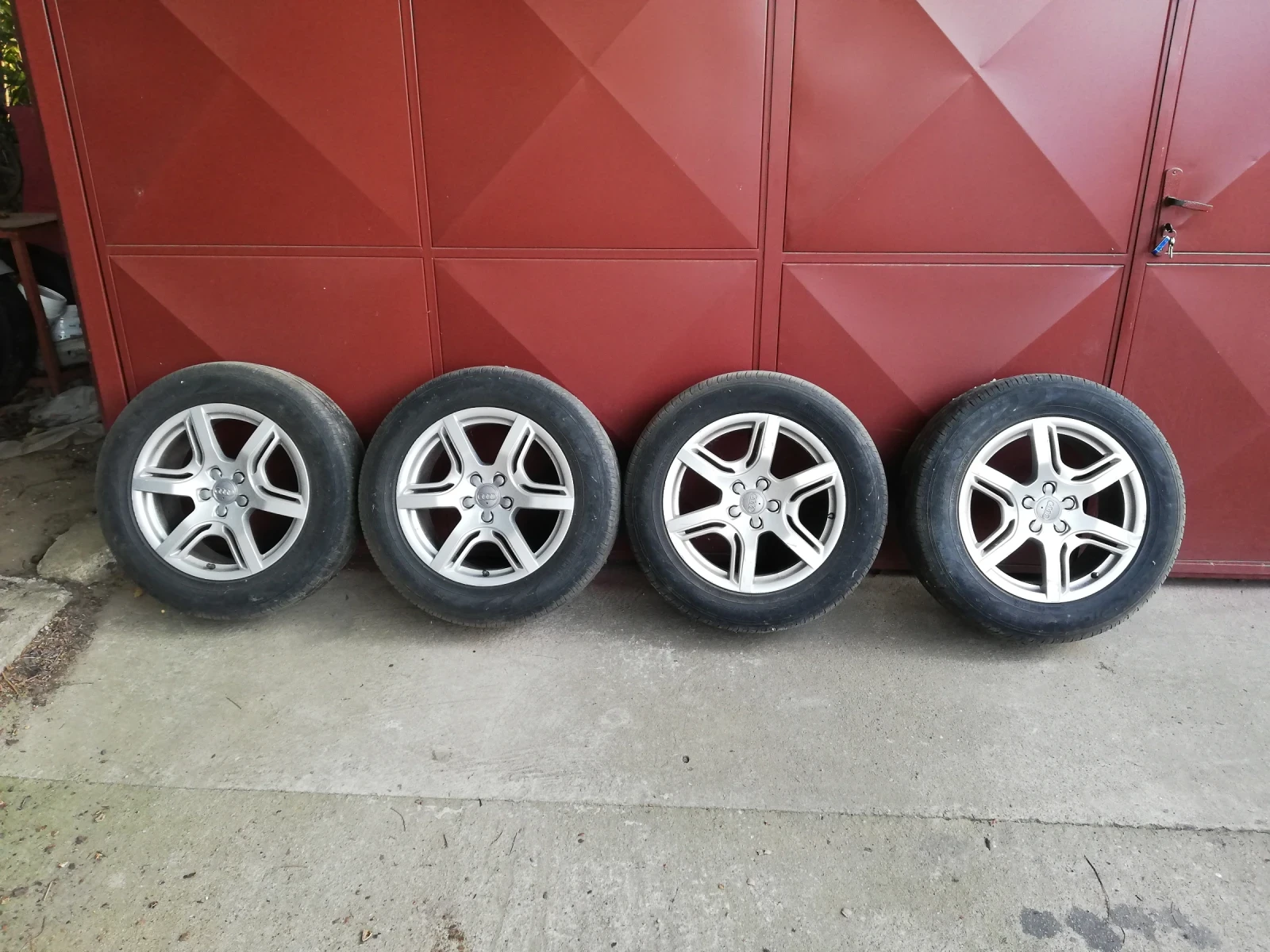    235/60R18 | Mobile.bg   1