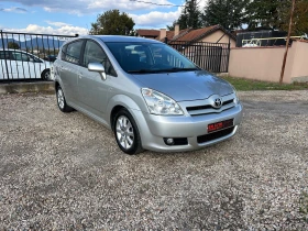 Toyota Corolla verso 2.2 D4D, снимка 1