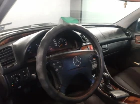 Обява за продажба на Mercedes-Benz CLK 163 к.с ~5 400 лв. - изображение 3