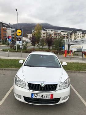 Skoda Octavia 1.8TFSI 4x4* НОВ ВНОС ШВЕЙЦАРИЯ СЕРВИЗНА КНИЖКА*  , снимка 4