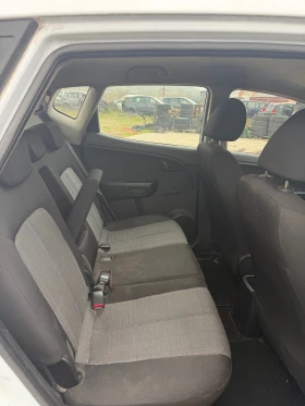 Kia Venga 1.4crdi - 11 € / 21.51 лв. - 19773127 6