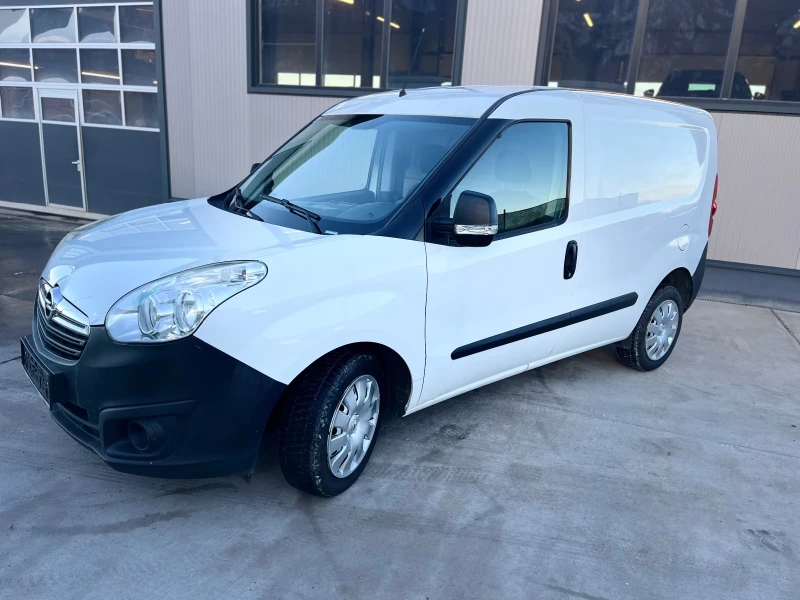 Opel Combo Евро6, снимка 3 - Автомобили и джипове - 48827453