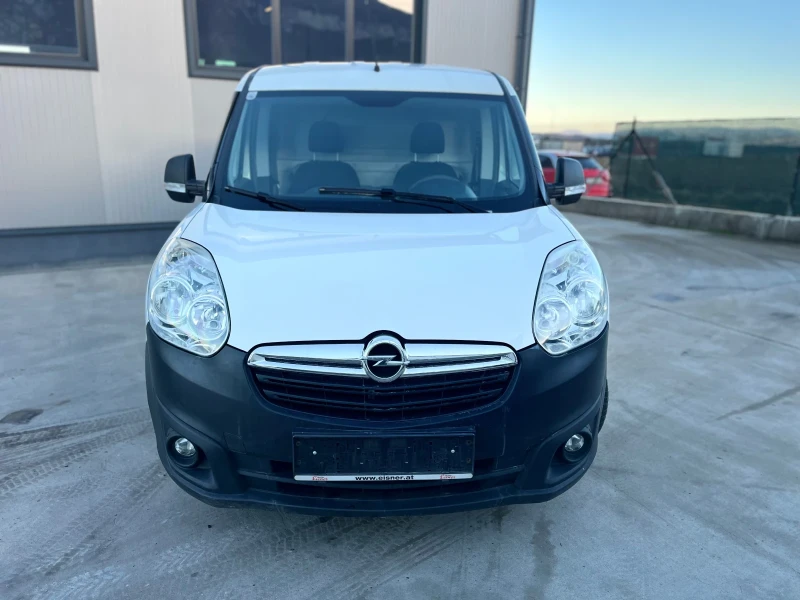 Opel Combo Евро6, снимка 1 - Автомобили и джипове - 48827453