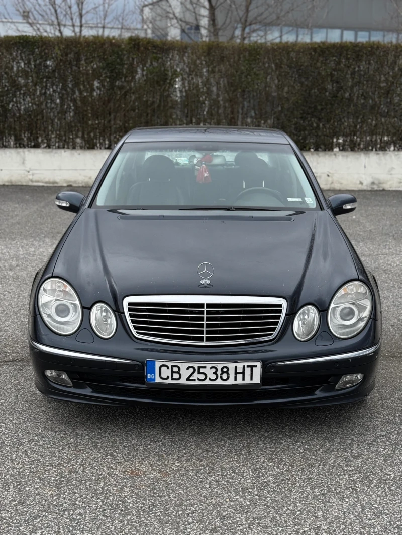 Mercedes-Benz E 270, снимка 1 - Автомобили и джипове - 49458569