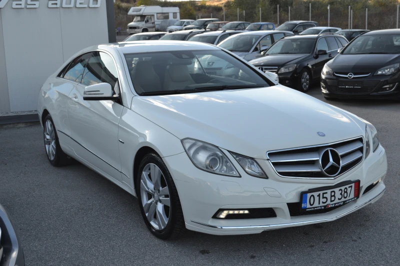 Mercedes-Benz E 220 2.2 cdi, снимка 3 - Автомобили и джипове - 50783350