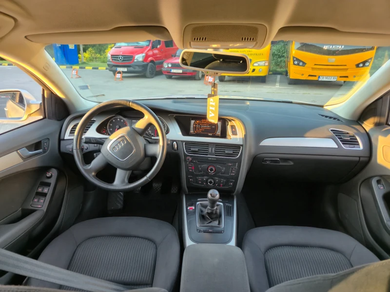Audi A4 1.8 TFSI, снимка 5 - Автомобили и джипове - 52023534