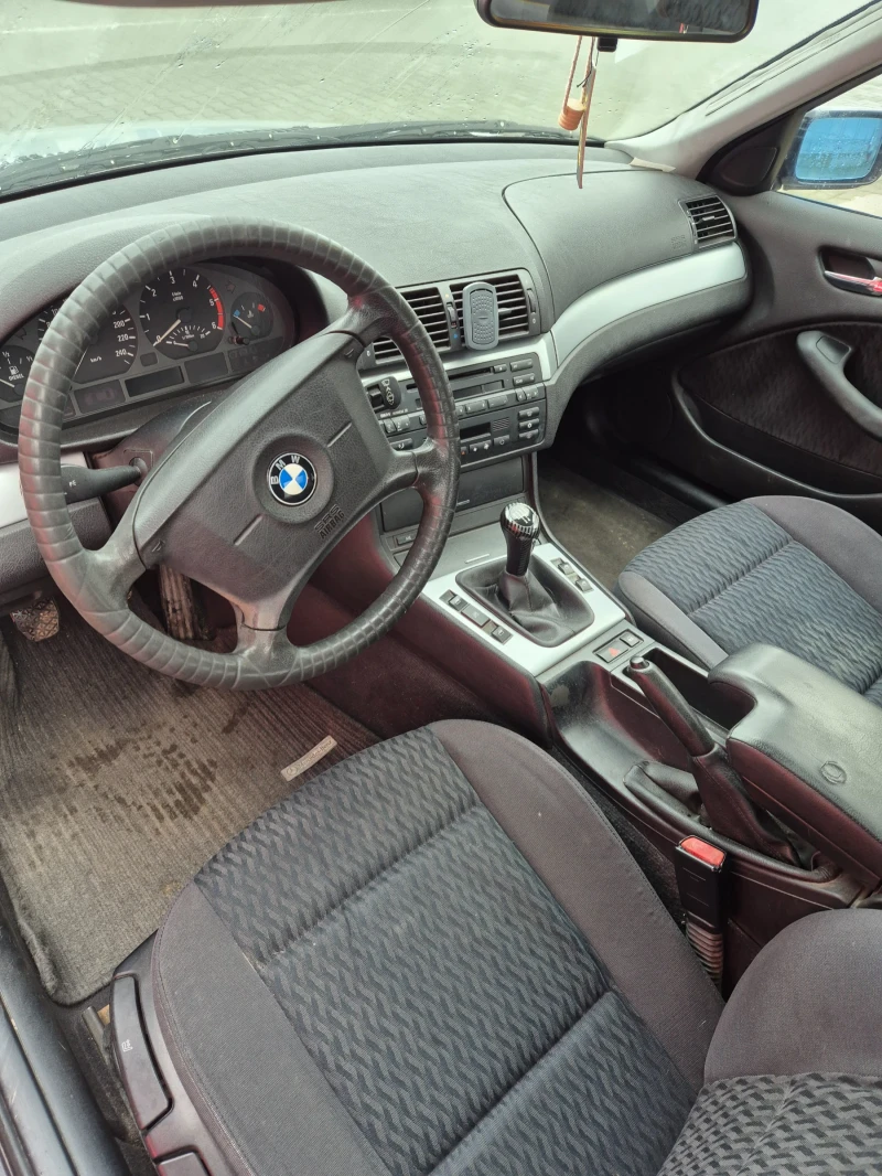 BMW 320, снимка 4 - Автомобили и джипове - 53018023