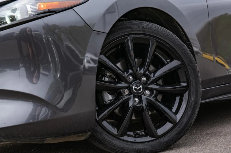 Mazda 3 Premium* HeadUp* АвтоКредит* (ЦЕНА ДО БГ), снимка 6 - Автомобили и джипове - 53205722