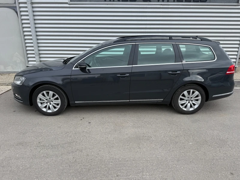 VW Passat 1, 6TDI+ BlueMotion+ 105kc+ Подгрев, снимка 2 - Автомобили и джипове - 53504474