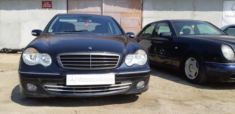 Mercedes-Benz C 320 CDI V6, снимка 2 - Автомобили и джипове - 29104468