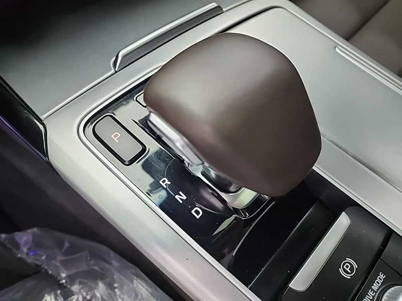 Kia Stinger 3.3 Turbo AWD| 370к.с.| ВКЛ.ТЕХНОТЕСТ, снимка 8 - Автомобили и джипове - 55615529