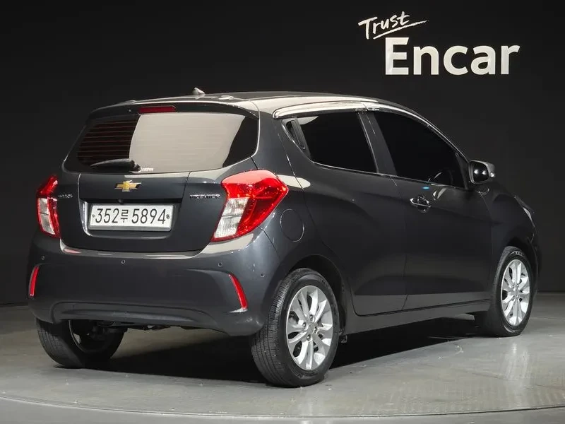Chevrolet Spark Premier, снимка 2 - Автомобили и джипове - 55887221